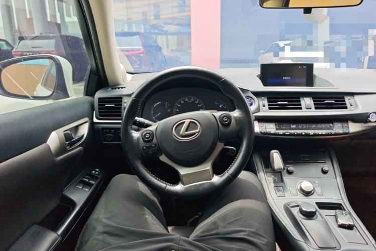 Used Lexus CT 2014 CT200h Comfort Edition Monochrome Steering Wheel