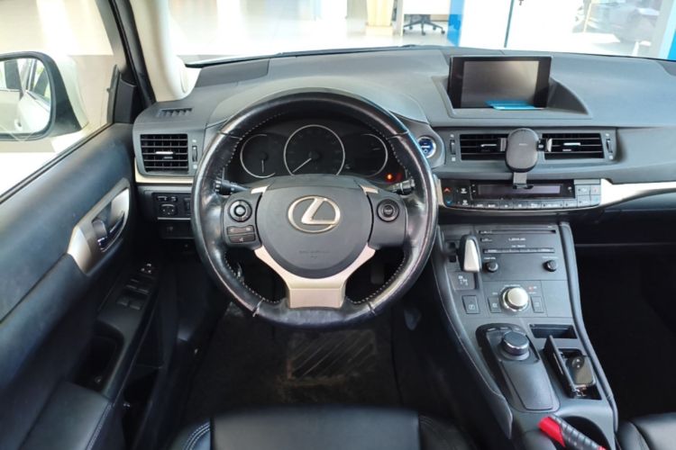 Used Lexus CT 2014 CT200h Comfort Edition Monochrome Steering Wheel