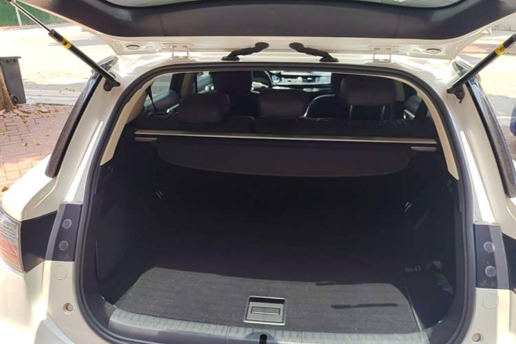 Used Lexus CT 2014 CT200h Comfort Edition Monochrome Trunk