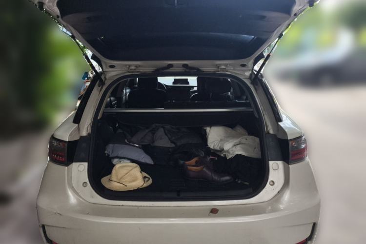 Used Lexus CT 2014 CT200h Comfort Edition Two-Tone Trunk