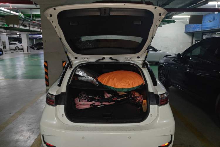 Used Lexus CT 2014 CT200h Comfort Edition Monochrome Trunk