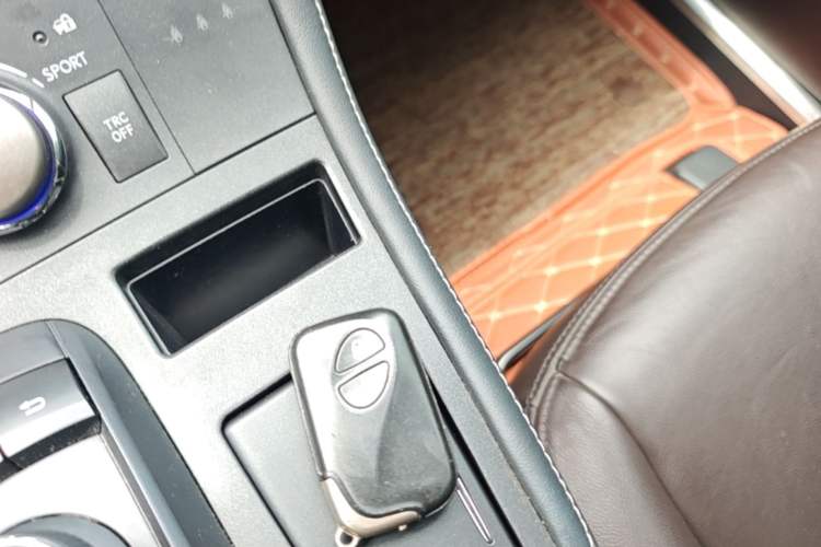 Used Lexus CT 2014 CT200h Comfort Edition Monochrome Vehicle Key