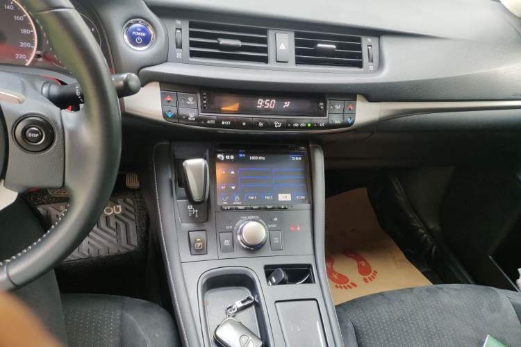 Used Lexus CT 2014 CT200h Elite Edition Monochrome Audio And AC Panel
