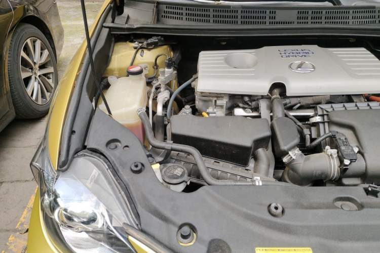 Used Lexus CT 2014 CT200h Elite Edition Monochrome Engine Bay Right