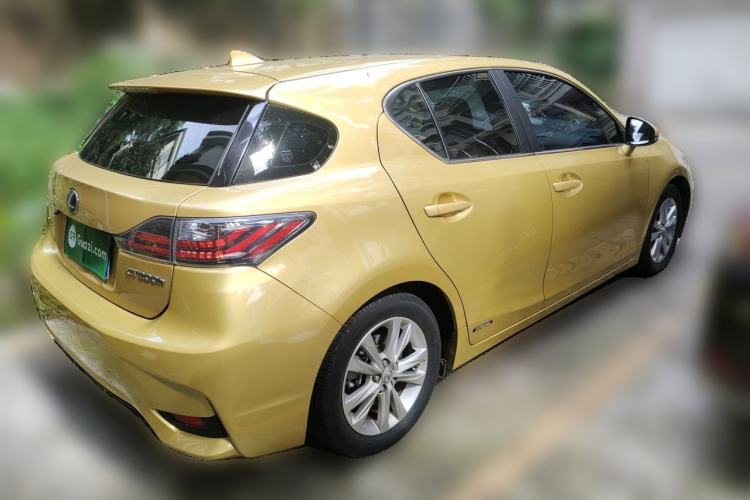 Used Lexus CT 2014 CT200h Elite Edition Monochrome Rear Right 45 Deg