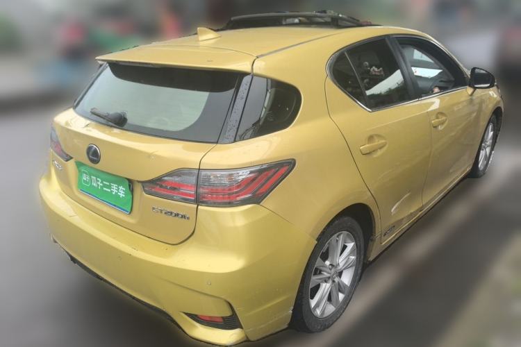 Used Lexus CT 2014 CT200h Comfort Edition Monochrome Rear Right 45 Deg