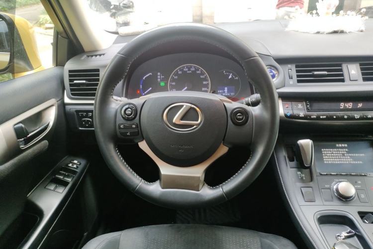 Used Lexus CT 2014 CT200h Elite Edition Monochrome Steering Wheel