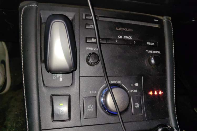 Used Lexus CT 2015 CT200h Chocolate Edition Gear Lever