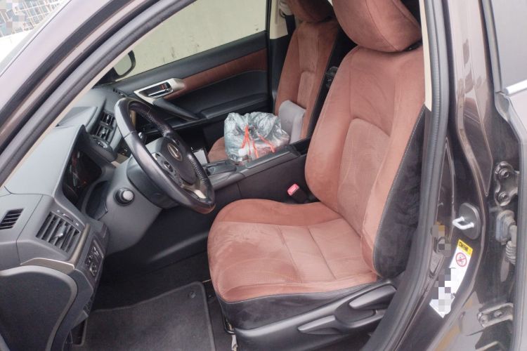 Used Lexus CT 2015 CT200h Chocolate Edition Left Front Seat