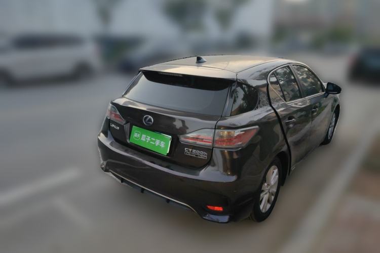 Used Lexus CT 2015 CT200h Chocolate Edition Rear Right 45 Deg