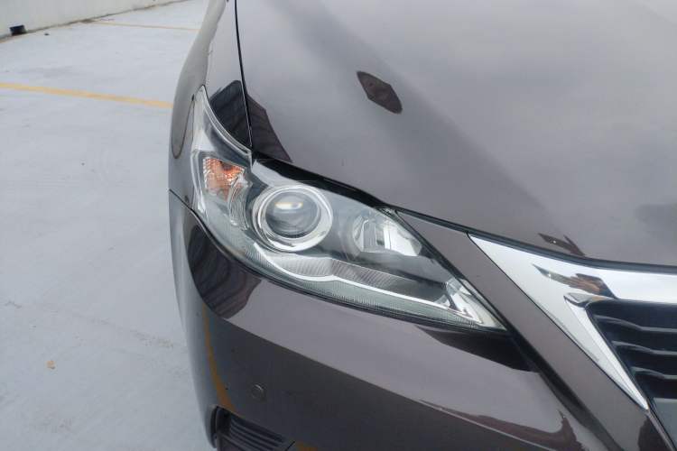 Used Lexus CT 2015 CT200h Chocolate Edition Right Front Headlight
