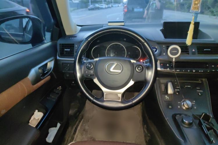 Used Lexus CT 2015 CT200h Chocolate Edition Steering Wheel