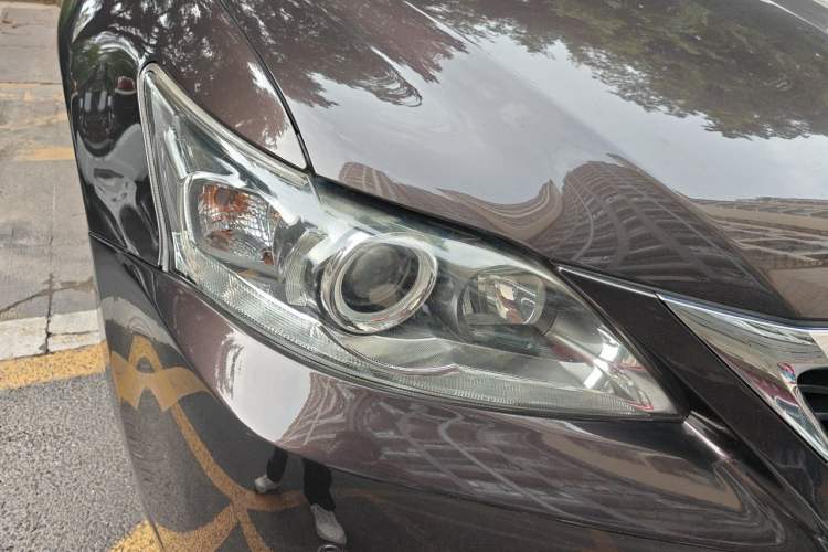 Used Lexus CT 2015 CT200h Chocolate Edition Right Front Headlight