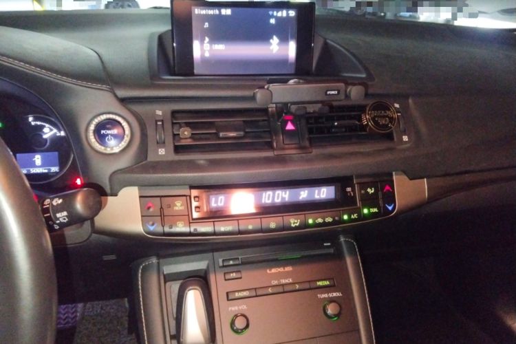Used Lexus CT 2015 CT200h Chocolate Edition Audio And AC Panel