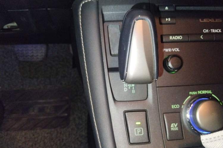 Used Lexus CT 2015 CT200h Chocolate Edition Gear Lever