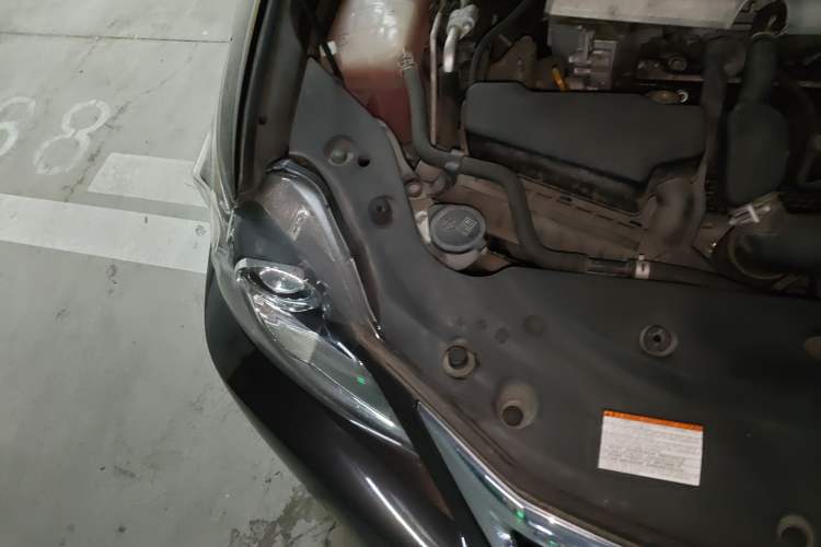 Used Lexus CT 2015 CT200h Chocolate Edition Engine Bay Right