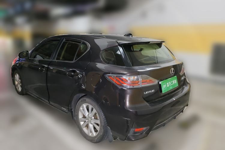 Used Lexus CT 2015 CT200h Chocolate Edition Rear Left 45 Deg