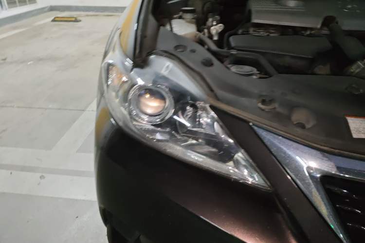 Used Lexus CT 2015 CT200h Chocolate Edition Right Front Headlight