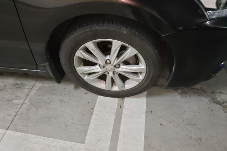 Used Lexus CT 2015 CT200h Chocolate Edition Right Front Wheel Hub
