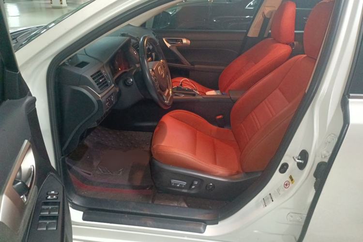 Used Lexus CT 2015 CT200h Night Rider Edition Driver Seat