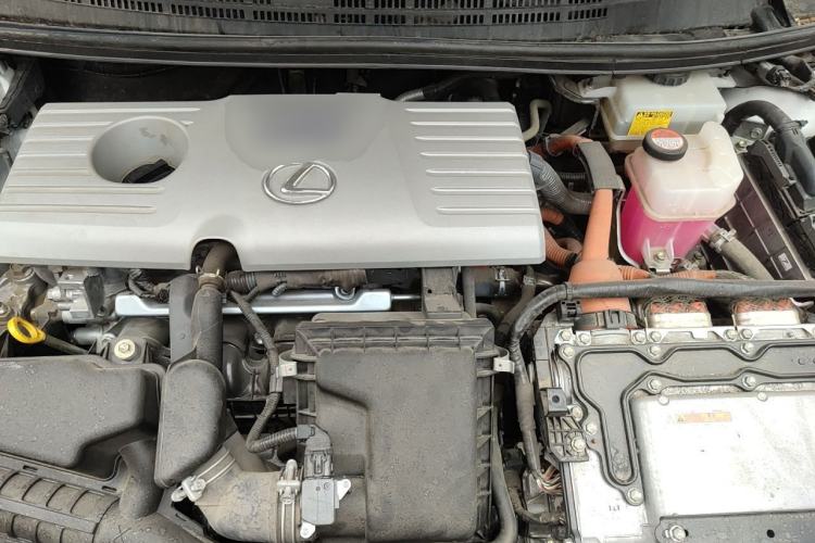 Used Lexus CT  Engine Bay