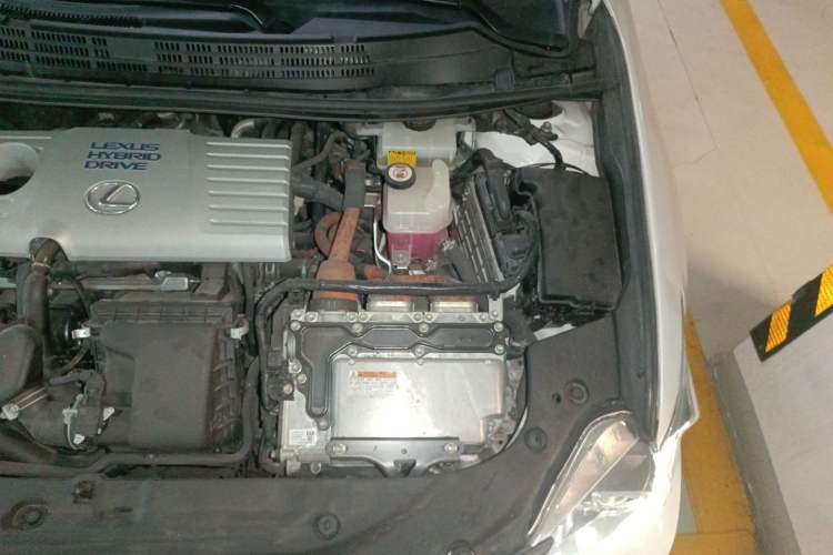 Used Lexus CT 2015 CT200h Night Rider Edition Engine Bay Left