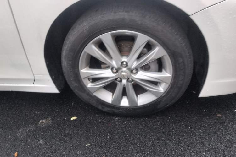 Used Lexus CT 2015 CT200h Night Rider Edition Right Front Wheel Hub
