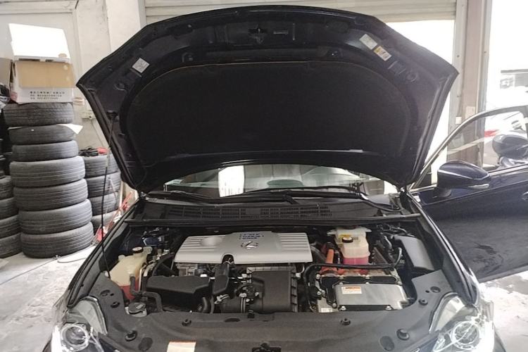 Used Lexus CT 2017 CT200h Elite Edition Solid Color China V Standard Engine Bay