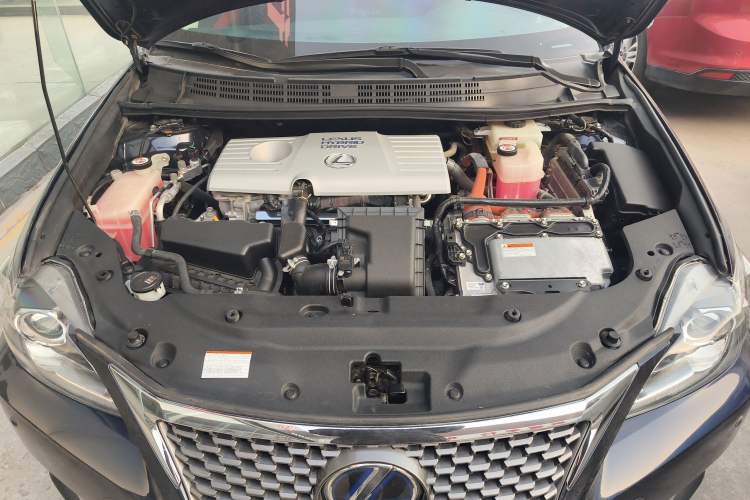 Used Lexus CT 2017 CT200h Elite Edition Monotone China VI Engine Bay