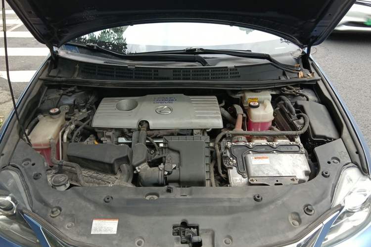 Used Lexus CT 2017 CT200h Elite Edition Solid Color China V Standard Engine Bay
