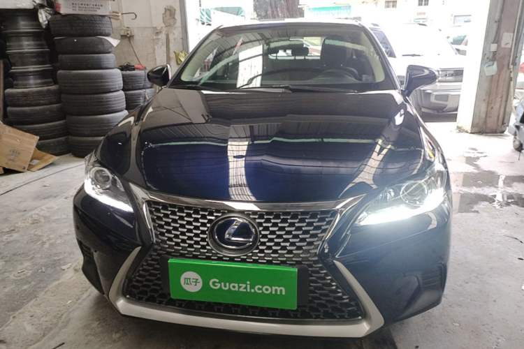 Used Lexus CT 2017 CT200h Elite Edition Solid Color China V Standard Front