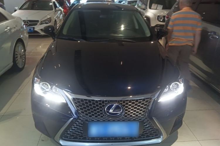 Used Lexus CT 2017 CT200h Comfort Edition Monochrome China V Standard Front