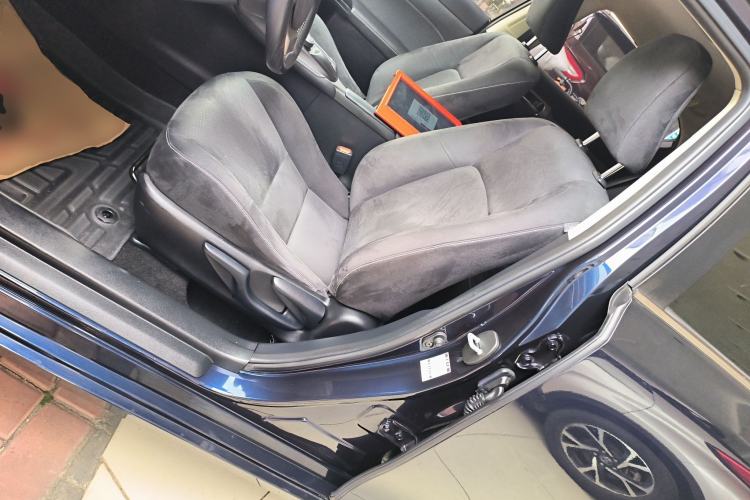Used Lexus CT 2017 CT200h Elite Edition Monotone China VI Left Front Seat