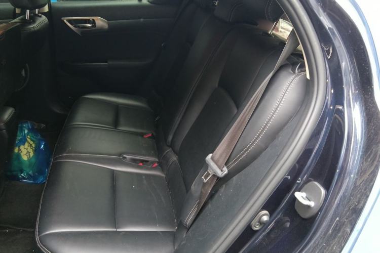 Used Lexus CT 2017 CT200h Elite Edition Solid Color China V Standard Left Rear Seat