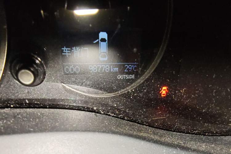 Used Lexus CT 2017 CT200h Comfort Edition Monochrome China V Standard Odometer Close Up