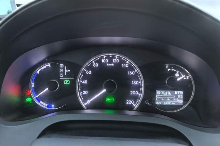 Used Lexus CT 2017 CT200h Elite Edition Monotone China VI Odometer Close Up