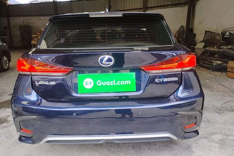 Used Lexus CT 2017 CT200h Elite Edition Solid Color China V Standard Rear