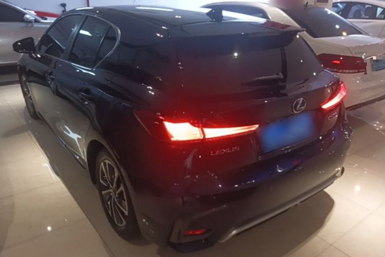 Used Lexus CT 2017 CT200h Comfort Edition Monochrome China V Standard Rear Left 45 Deg