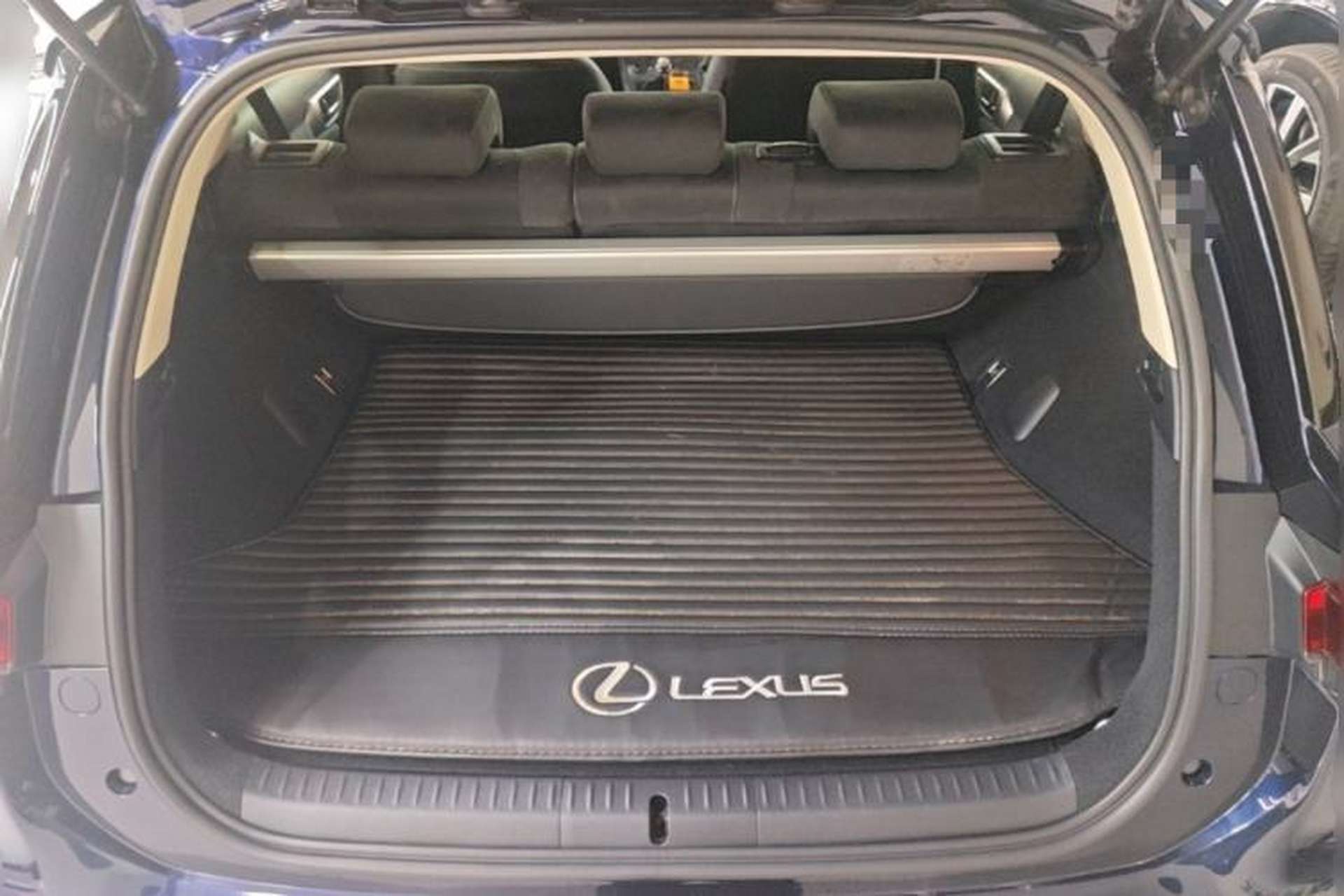 Used Lexus CT 2017 CT200h Elite Edition Monotone China VI Trunk