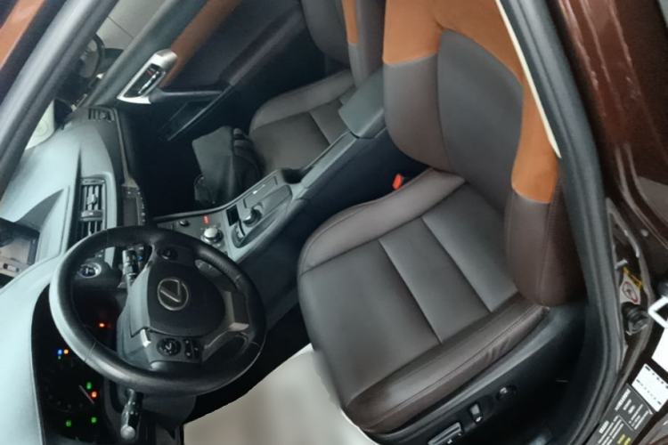 Used Lexus CT 2017 CT200h Comfort Edition Monochrome China V Standard Left Front Seat