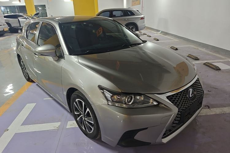 Used Lexus CT 2017 CT200h Comfort Edition Monochrome China V Standard Front Right 45 Deg