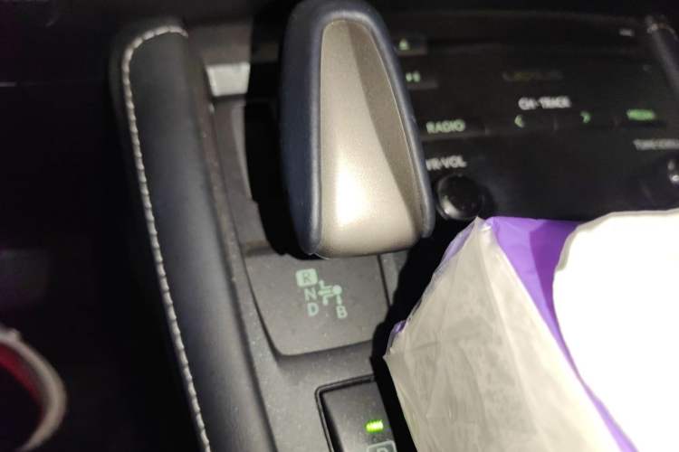 Used Lexus CT 2017 CT200h Comfort Edition Monochrome China VI Gear Lever