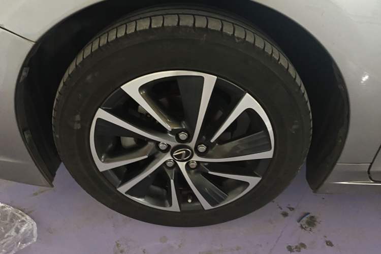 Used Lexus CT 2017 CT200h Comfort Edition Monochrome China V Standard Left Front Wheel Hub