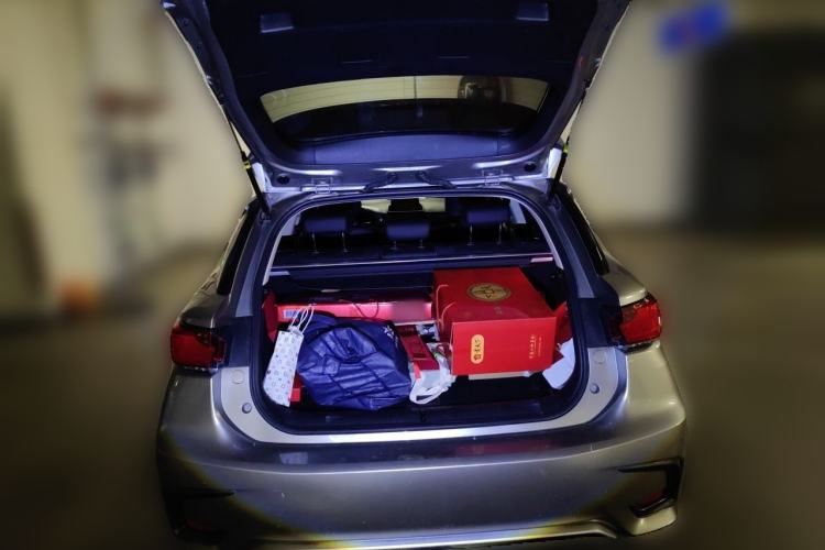 Used Lexus CT 2017 CT200h Comfort Edition Monochrome China VI Trunk