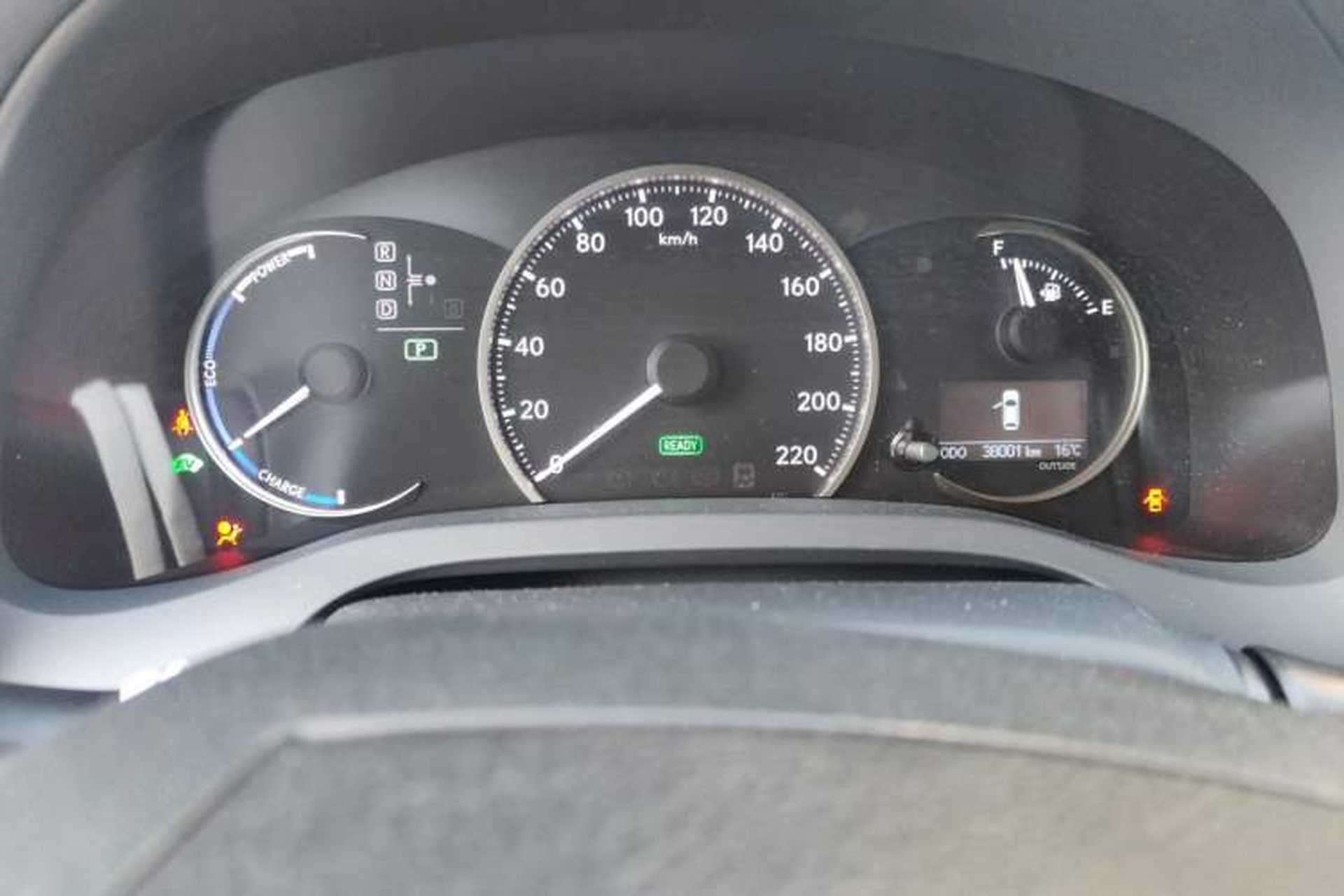 Used Lexus CT 2017 CT200h Comfort Edition Two-Tone China V Standard Instrument Cluster