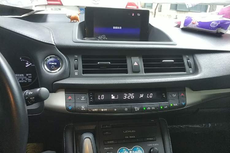 Used Lexus CT 2017 CT200h Comfort Edition Monochrome China VI Audio And AC Panel
