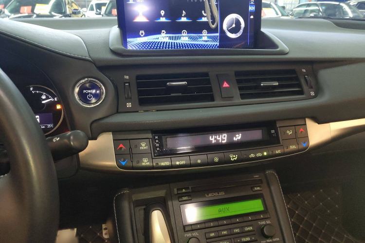 Used Lexus CT 2017 CT200h Elite Edition Monotone China VI Audio And AC Panel