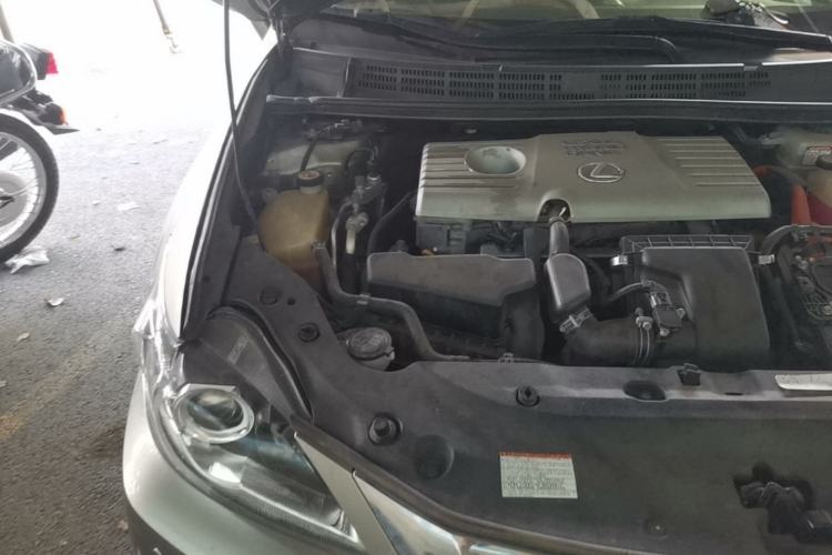 Used Lexus CT 2017 CT200h Elite Edition Solid Color China V Standard Engine Bay Right