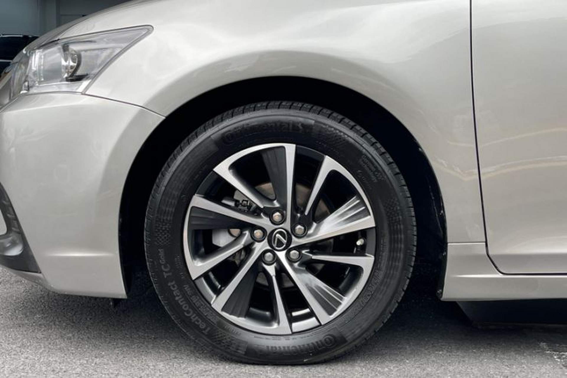 Used Lexus CT 2017 CT200h Elite Edition Monotone China VI Exterior 2