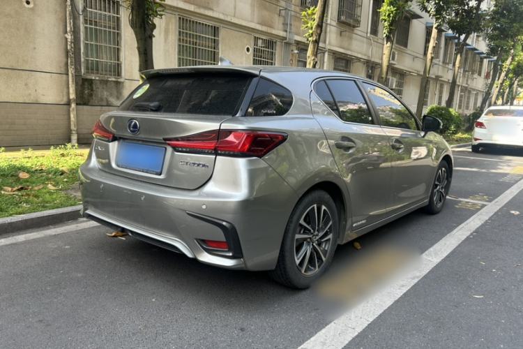 Used Lexus CT 2017 CT200h Comfort Edition Monochrome China VI Exterior 9